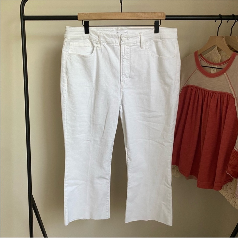Good American Cropped Mini Bootcut Jeans